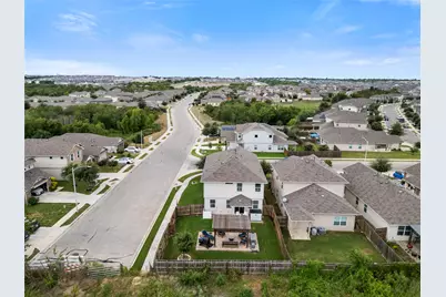 13901 Macquarie Drive, Pflugerville, TX 78660 - Photo 33