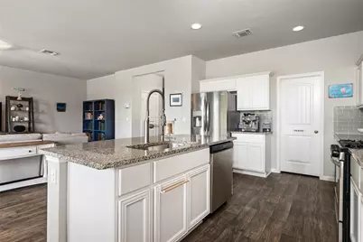 13901 Macquarie Drive, Pflugerville, TX 78660 - Photo 13