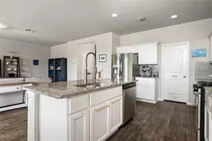 13901 Macquarie Dr, Pflugerville, TX 78660 - Photo 13