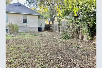 [Address not provided], Austin, TX 78752 - Photo 15