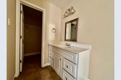 [Address not provided], Austin, TX 78752 - Photo 9