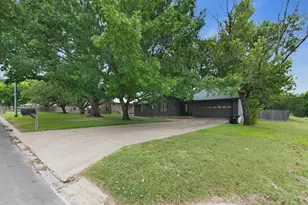 1501 Wofford Dr, Burnet, TX 78611 - Photo 3