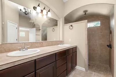 122 Legends Of Hutto Trail, Hutto, TX 78634 - Photo 7