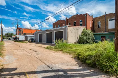 203 Main Street, Smithville, TX 78957 - Photo 35