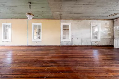 203 Main Street, Smithville, TX 78957 - Photo 25