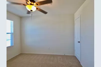 13525 Open Wagon Trail, Elgin, TX 78621 - Photo 17