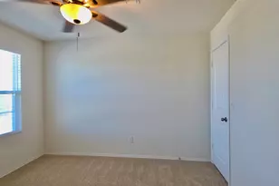 13525 Open Wagon Trl, Elgin, TX 78621 - Photo 17