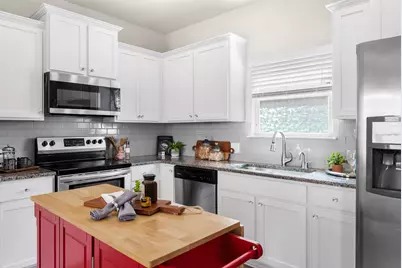 18416 Cumberland Gap Street, Pflugerville, TX 78660 - Photo 11