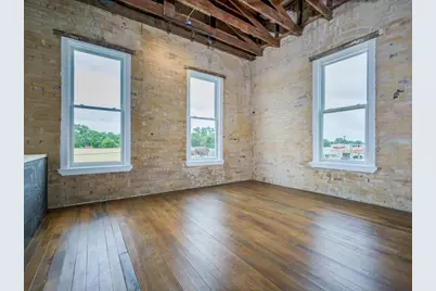 110 S Main Street #206, Elgin, TX 78621 - Photo 5