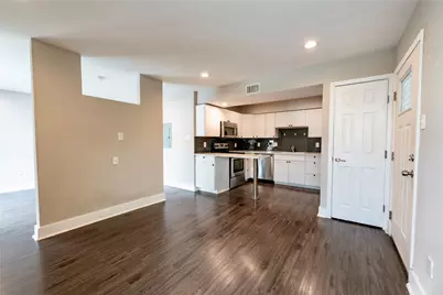 935 La Posada Drive #154, Austin, TX 78752 - Photo 11