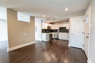 935 La Posada Dr, Austin, TX 78752 - Photo 11