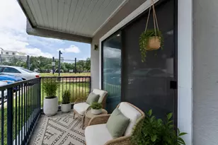 935 La Posada Dr, Austin, TX 78752 - Photo 19