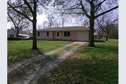 110 S Travis Street, Rockdale, TX 76567 - Photo 1