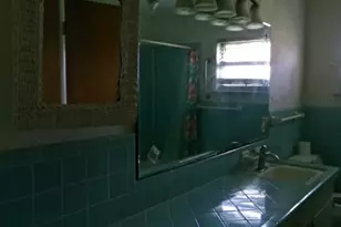 110 S Travis St, Rockdale, TX 76567 - Photo 11