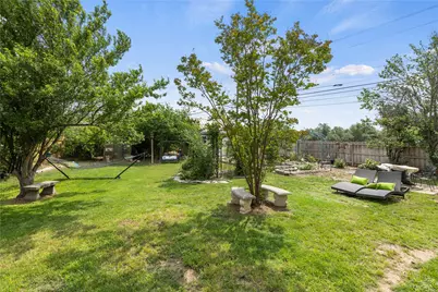 100 S Ridge Circle, Georgetown, TX 78628 - Photo 37