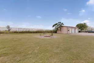 1001 Co Rd 394, Hutto, TX 78634 - Photo 29