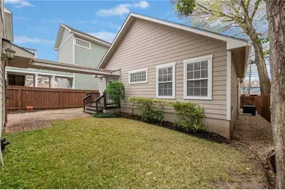 714 E. 45, Austin, TX 78751 - Photo 17