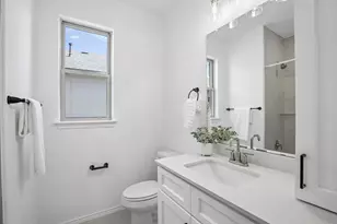 521 Clubhouse Dr, Georgetown, TX 78628 - Photo 7