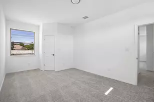 521 Clubhouse Dr, Georgetown, TX 78628 - Photo 13