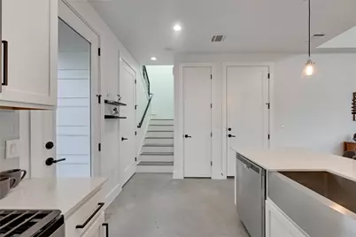 1208 Walnut Avenue #2, Austin, TX 78702 - Photo 11