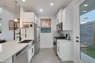 1208 Walnut Ave, Austin, TX 78702 - Photo 9