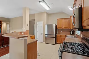 2211 Heritage Well Ln, Pflugerville, TX 78660 - Photo 11