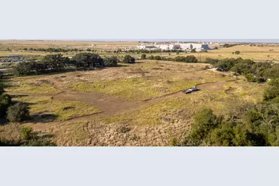 112 Loop 308, Briggs, TX 78608 - Photo 17