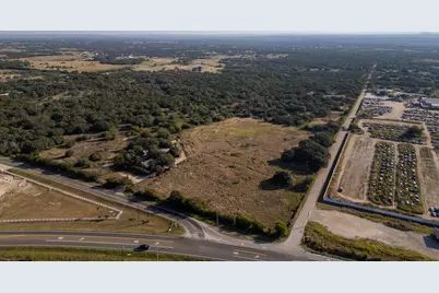 112 Loop 308, Briggs, TX 78608 - Photo 9