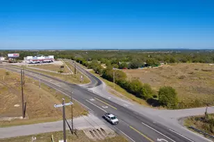 112 Loop 308, Briggs, TX 78608 - Photo 33