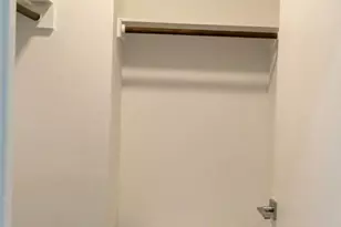 1322 E 12th St, Austin, TX 78702 - Photo 13