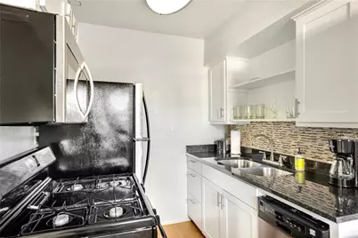 2401 Manor Road #209, Austin, TX 78722 - Photo 7