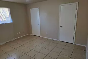 805 Sirocco Dr, Austin, TX 78745 - Photo 33