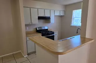 805 Sirocco Dr, Austin, TX 78745 - Photo 21