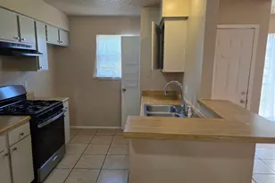 805 Sirocco Dr, Austin, TX 78745 - Photo 27