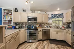 2602 Pearce Rd, Austin, TX 78730 - Photo 13