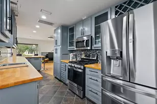 2906 Breeze Terrace, Austin, TX 78722 - Photo 3