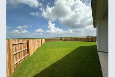 305 E Luna Blue Lane, Jarrell, TX 76537 - Photo 11