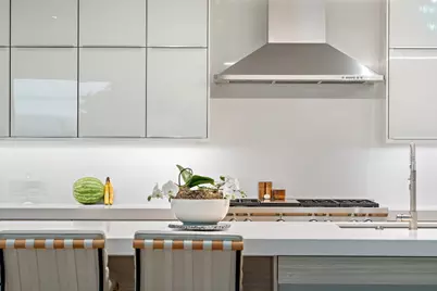 203 Buckeye Trail, West Lake Hills, TX 78746 - Photo 13