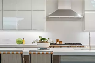 203 Buckeye Trail, West Lake Hills, TX 78746 - Photo 13