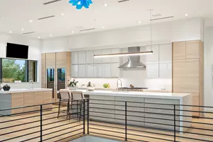 203 Buckeye Trail, West Lake Hills, TX 78746 - Photo 17