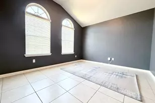 1005 Sundrops St, Leander, TX 78641 - Photo 5