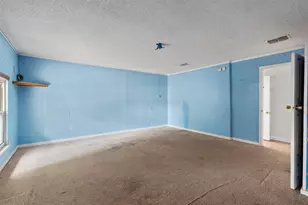 4809 Bayside Dr, Austin, TX 78744 - Photo 23
