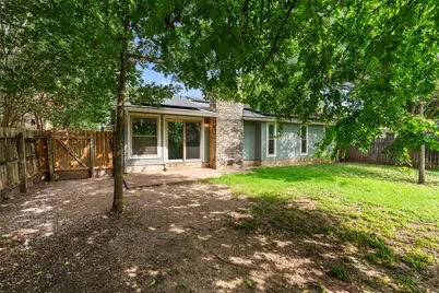 4809 Bayside Drive, Austin, TX 78744 - Photo 25