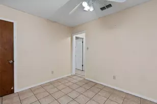 4809 Bayside Dr, Austin, TX 78744 - Photo 19