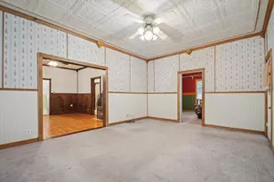 611 N Main St, Elgin, TX 78621 - Photo 5