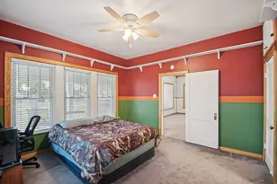 611 N Main St, Elgin, TX 78621 - Photo 17