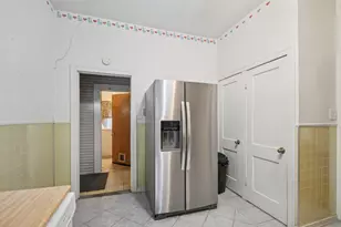 611 N Main St, Elgin, TX 78621 - Photo 9