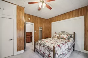611 N Main St, Elgin, TX 78621 - Photo 19