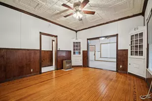 611 N Main St, Elgin, TX 78621 - Photo 13