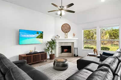 185 Medina Hills Court, Austin, TX 78737 - Photo 9